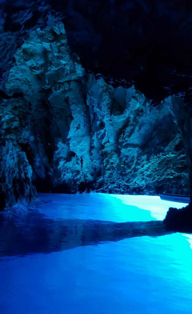 Blue cave insula Bisevo Croatia