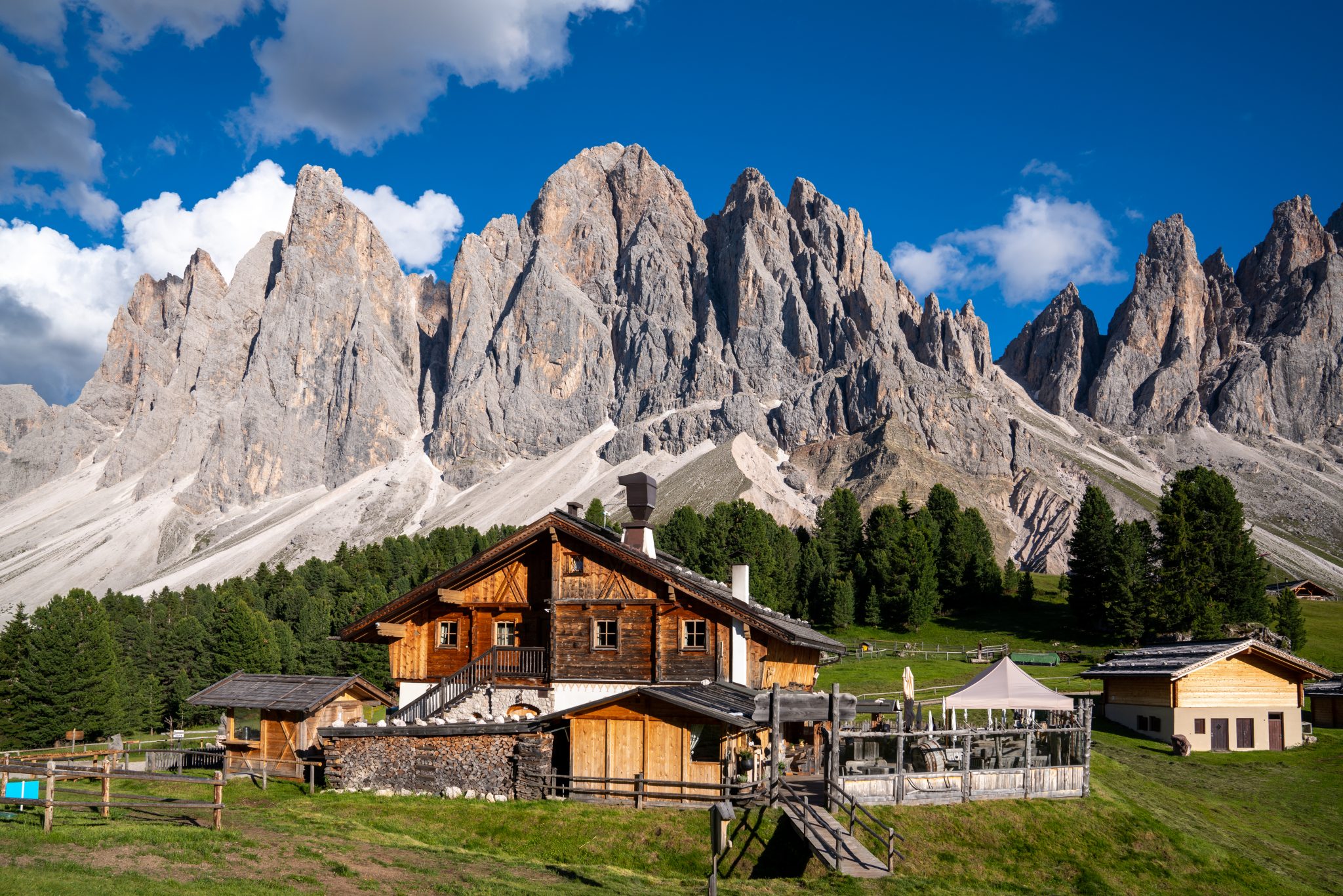 budget travel dolomites